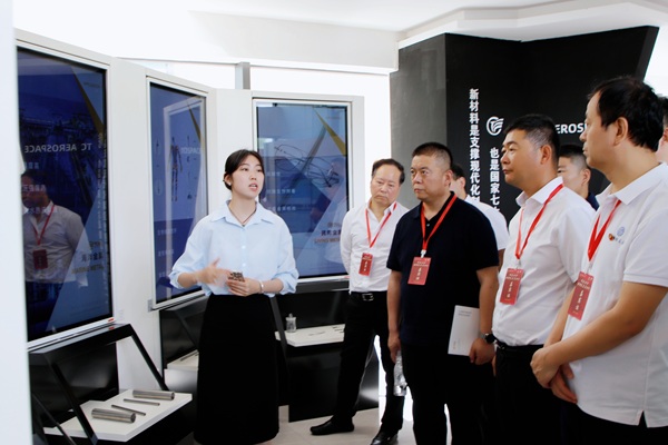 讓校友“引力”成為經濟發展“推力”(1567798)-20250522090551.jpg